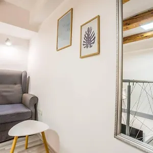 Apartma N'poznam Tobacna , Laibach Slowenien