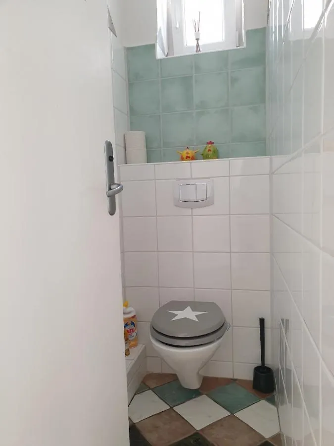 Sunny And Spacious Apartment Near City Centre Vienna Austria