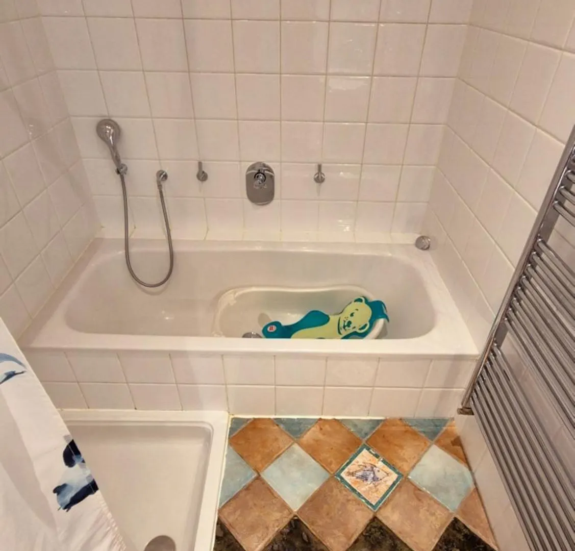 Sunny And Spacious Apartment Near City Centre Vienna